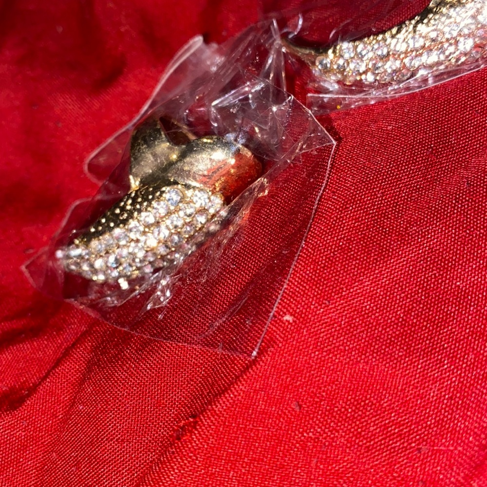 Rhinestone Claw Rings